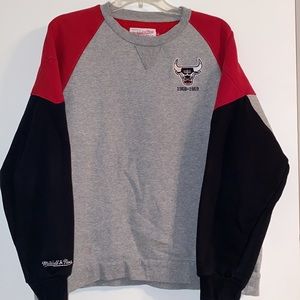 chicago bulls sweatshirt